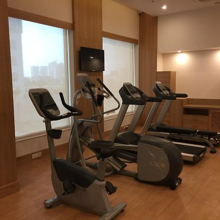 Lemon Tree Hotel, Sector 60, Gurugram Gurgaon Dış mekan fotoğraf