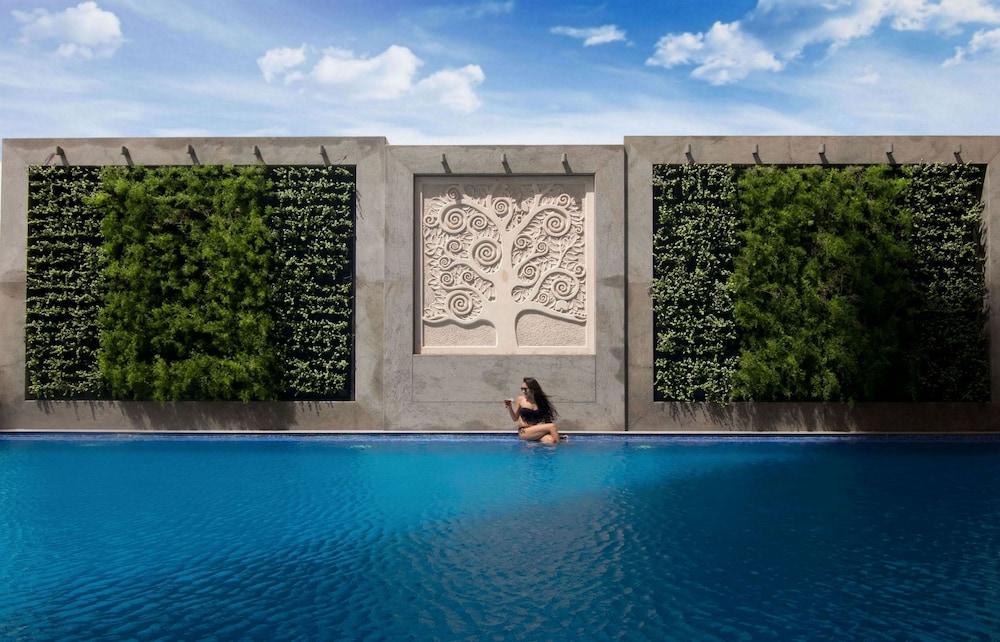 Lemon Tree Hotel, Sector 60, Gurugram Gurgaon Dış mekan fotoğraf