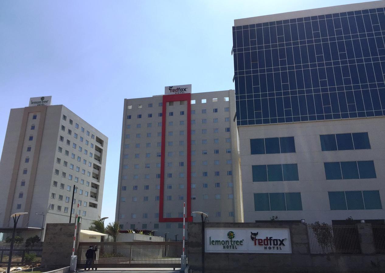 Lemon Tree Hotel, Sector 60, Gurugram Gurgaon Dış mekan fotoğraf