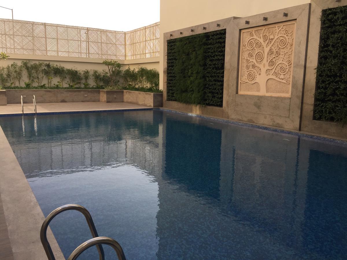 Lemon Tree Hotel, Sector 60, Gurugram Gurgaon Dış mekan fotoğraf