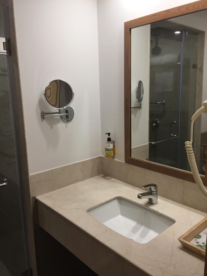Lemon Tree Hotel, Sector 60, Gurugram Gurgaon Dış mekan fotoğraf