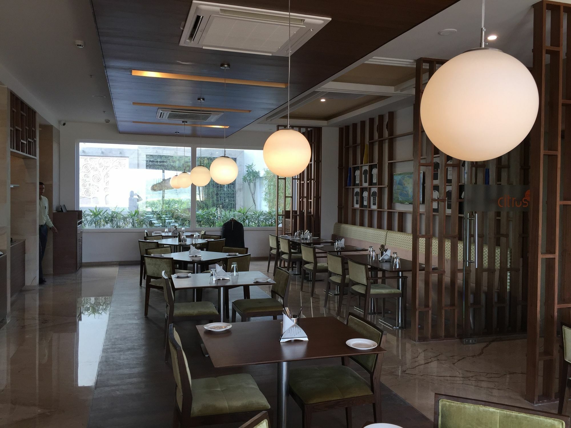 Lemon Tree Hotel, Sector 60, Gurugram Gurgaon Dış mekan fotoğraf